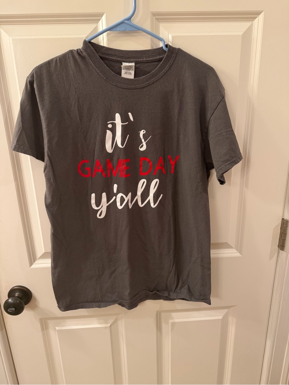 Gildan Gray Tee with Red and White "it's GAME DAY y'all" Graphic Size Medium